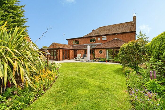 4 Bedroom Detached House For Sale In Tunstead Road, Hoveton, Norwich, Norfolk, NR12