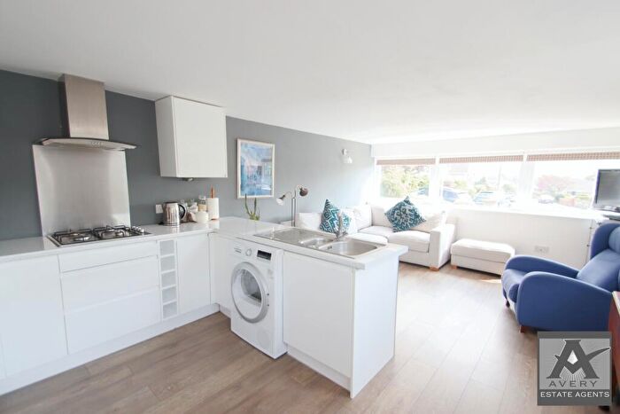 1 Bedroom Flat To Rent In Claverham, BS49