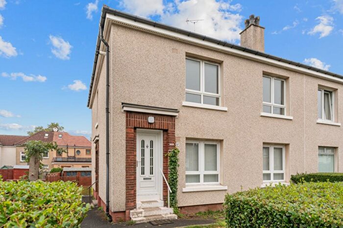 2 Bedroom Flat To Rent In Binend Road, Silverburn, Glasgow, G53