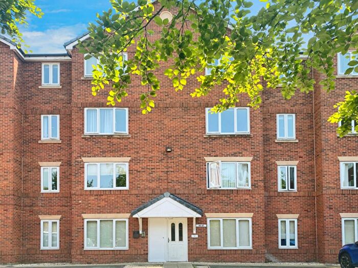 2 Bedroom Flat To Rent In Woodsome Park, Gateacre, Liverpool, L25