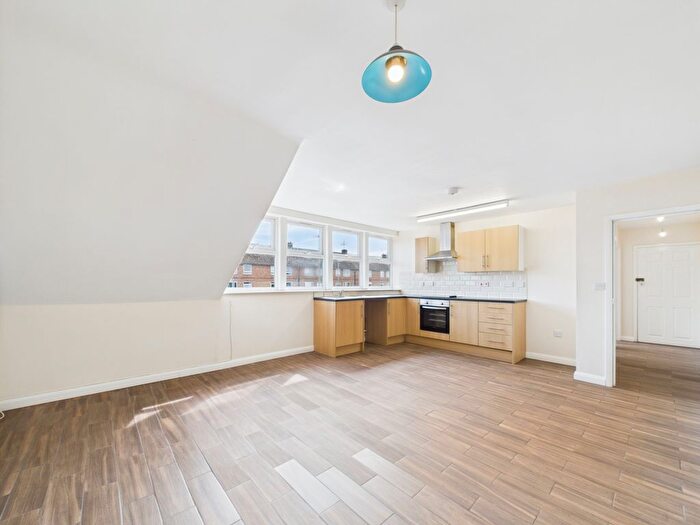 1 Bedroom Flat To Rent In Salisbury Avenue, Warden Hill, GL51