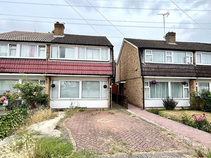 3 Bedroom Semi-Detached House To Rent In Chessington Hill Park, Chessington, Surrey., KT9