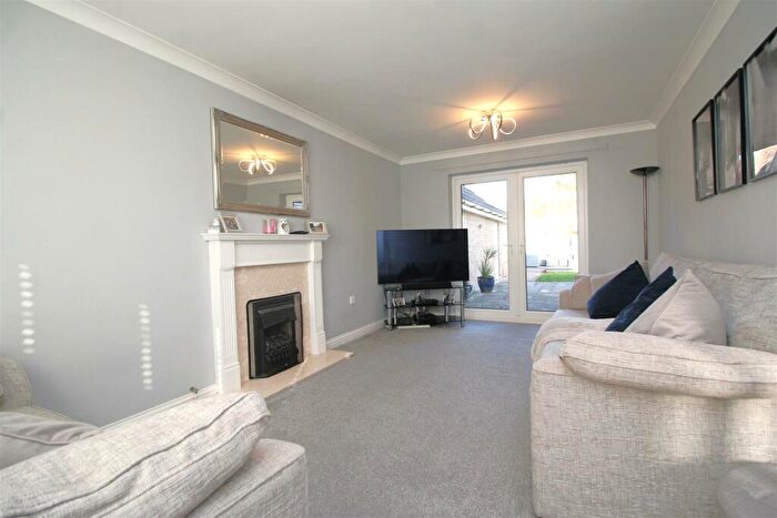 4 Bedroom Detached House For Sale In Standish Court, Peterborough, PE2