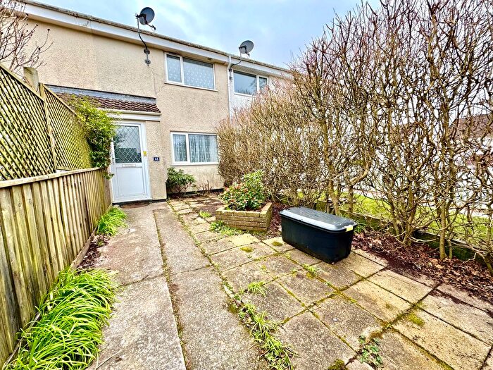2 Bedroom Property To Rent In Prideaux Road, Ivybridge, PL21