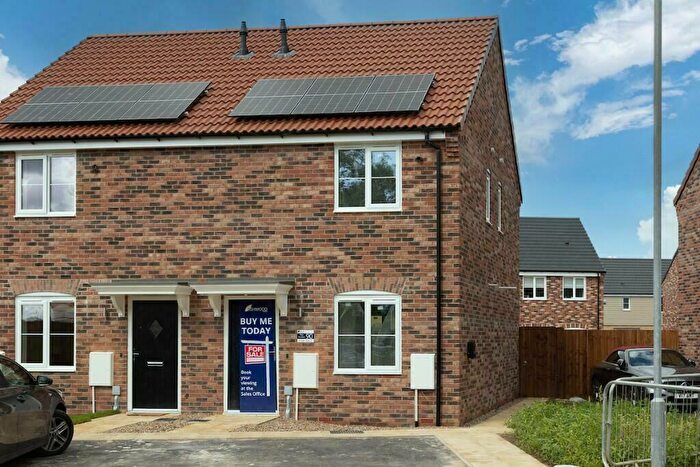 2 Bedroom Terraced House For Sale In Hall Gate, PE12