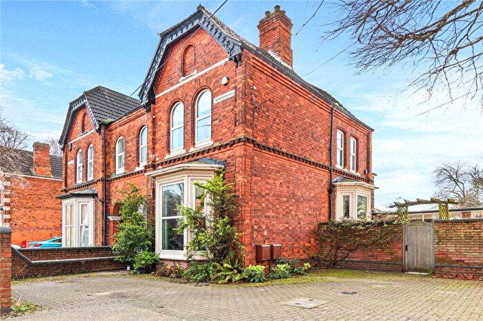 3 Bedroom Semi-Detached House To Rent In Dudley Street, Grimsby, N E Lincs, DN31