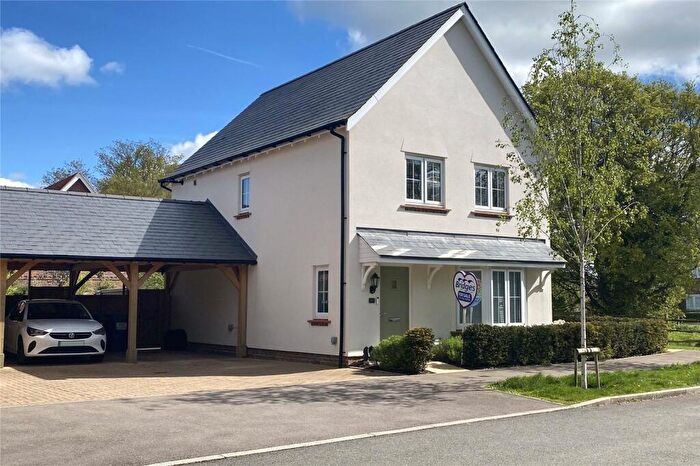 1 Bedroom Maisonette For Sale In Titchener Way, Hook, Hampshire, RG27