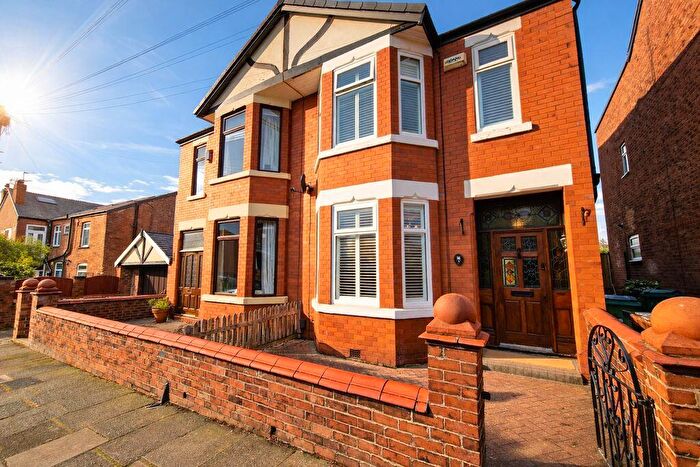 3 Bedroom Semi Detached House For Sale In Carlton Avenue, Romiley, SK6