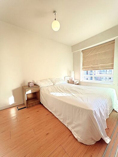 1 Bedroom Flat For Sale In Boulevard Drive, London, NW9