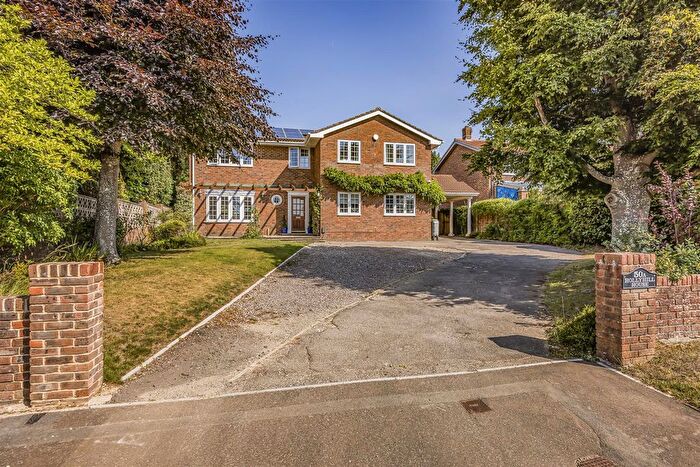 4 Bedroom Detached House For Sale In Hollybank Lane, Emsworth, PO10