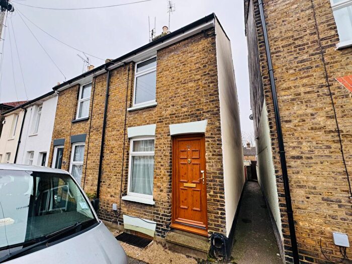 2 Bedroom Terraced House To Rent In St. Johns Road, Faversham, ME13