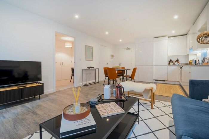 1 Bedroom Flat To Rent In Strand Street, Liverpool, L1