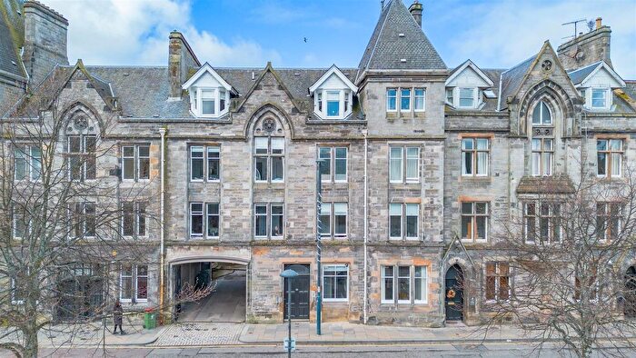 1 Bedroom Flat For Sale In Tay Street, Perth, PH1