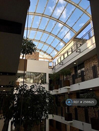 2 Bedroom Flat To Rent In Carlow House, London, NW1