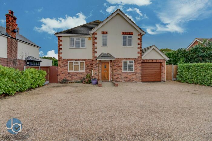 4 Bedroom Detached House For Sale In Maldon Road, Tiptree, Colchester, CO5