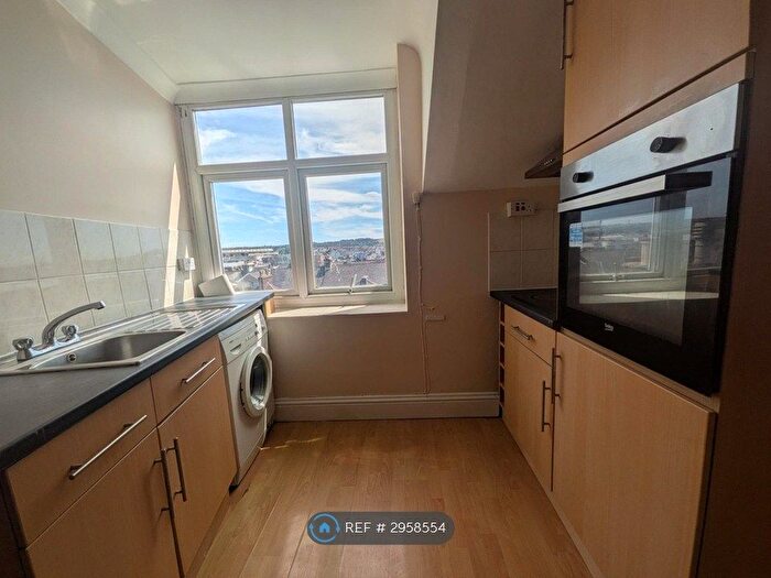 1 Bedroom Flat To Rent In Embankment Road, Plymouth, PL4