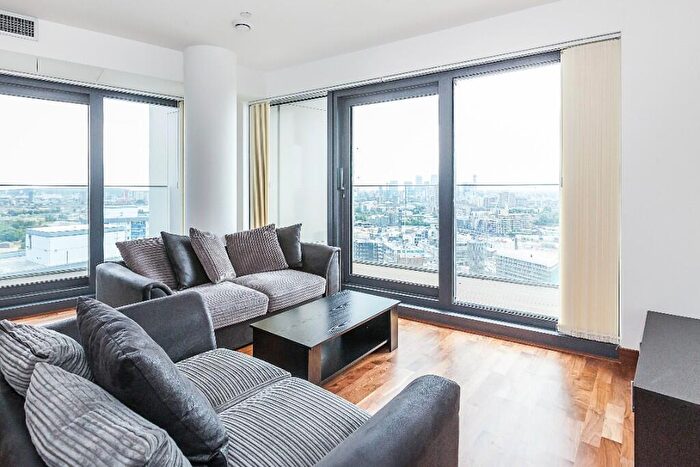 2 Bedroom Apartment To Rent In High Street, London, E15