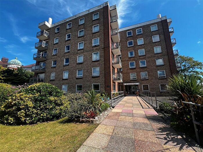 1 Bedroom Flat For Sale In Owls Road, Bournemouth, Dorset, BH5