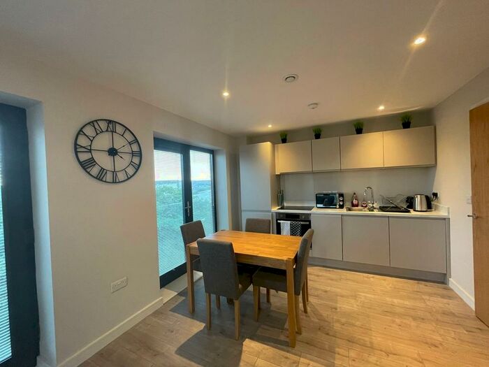 2 Bedroom Apartment To Rent In Green Quarter, Cross Green Lane, LS9