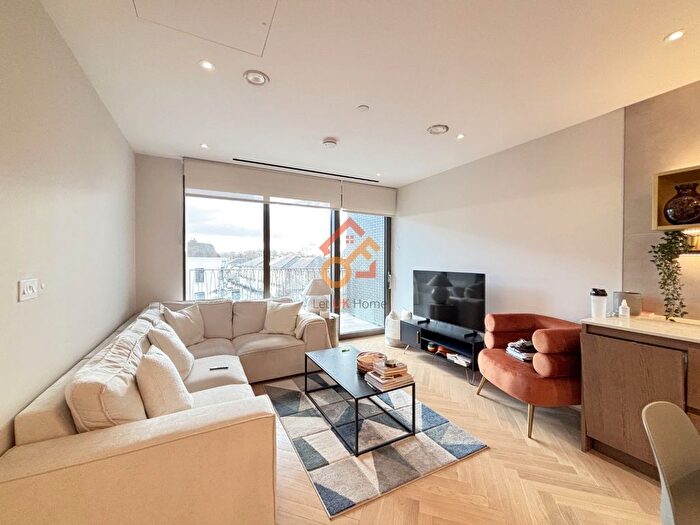 1 Bedroom Flat To Rent In Hampton House, Michael Road, London, SW6