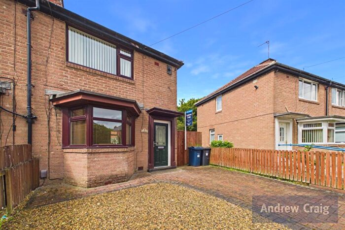 2 Bedroom Semi-Detached House For Sale In Eton Square, Hebburn, NE31