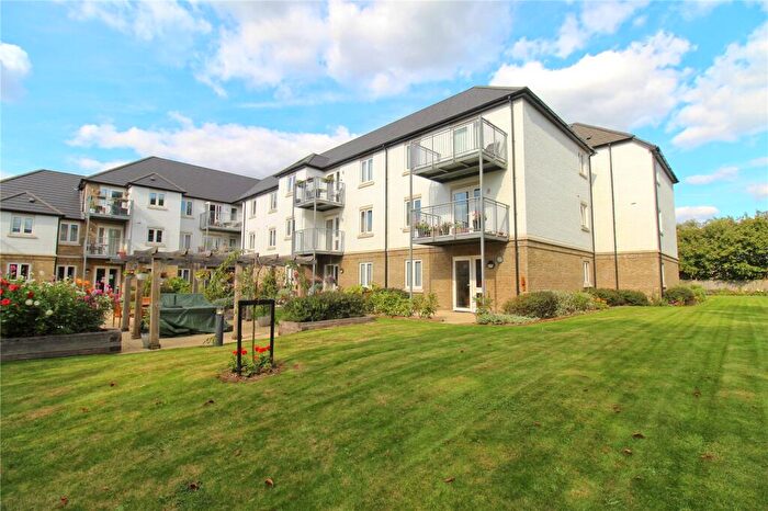 2 Bedroom Apartment For Sale In Applegate House, Trowbridge, BA14