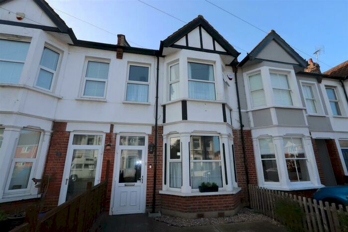 4 Bedroom Terraced House To Rent In Shaftesbury Avenue, Southend-On-Sea, SS1