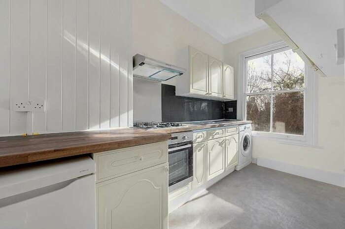 1 Bedroom Flat To Rent In Hamlet Road, London, SE19