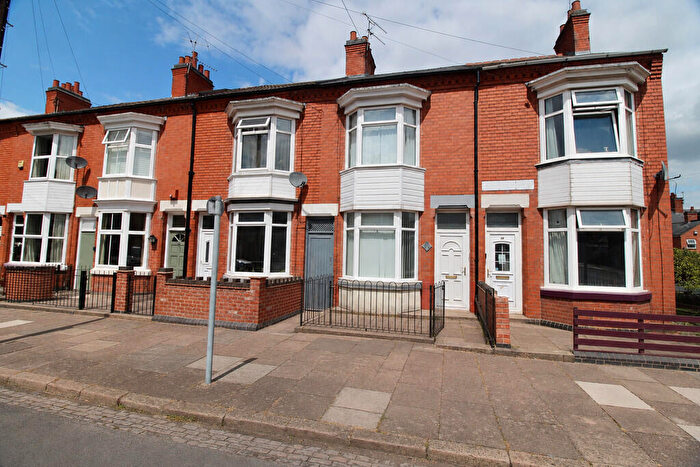 2 Bedroom Terraced House For Sale In Hopefield Road, West End, Leicester, LE3
