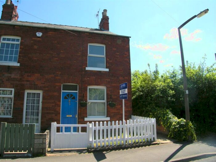 2 Bedroom End Of Terrace House To Rent In High StreetOrdsallRetfordNottinghamshire, DN22