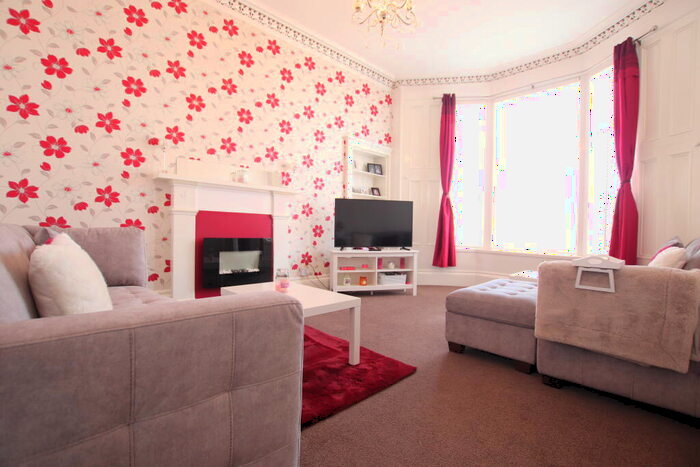 2 Bedroom Flat To Rent In East Princes Street, Helensburgh, G84