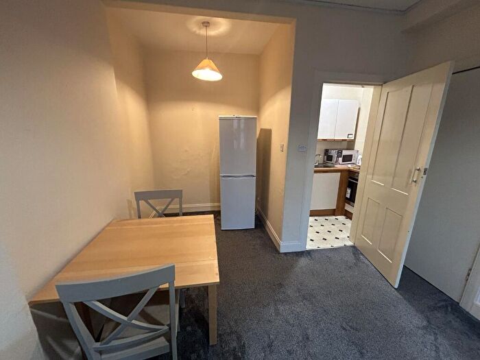 1 Bedroom Flat To Rent In Watson Crescent, Polwarth, Edinburgh, EH11