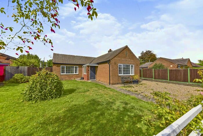 3 Bedroom Detached Bungalow For Sale In Hough Road, Frieston, Grantham, NG32
