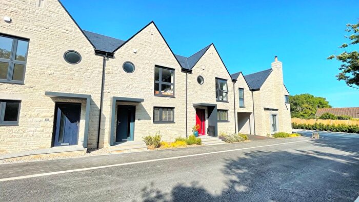 3 Bedroom Terraced House For Sale In May Bower Gardens, Portland, DT5