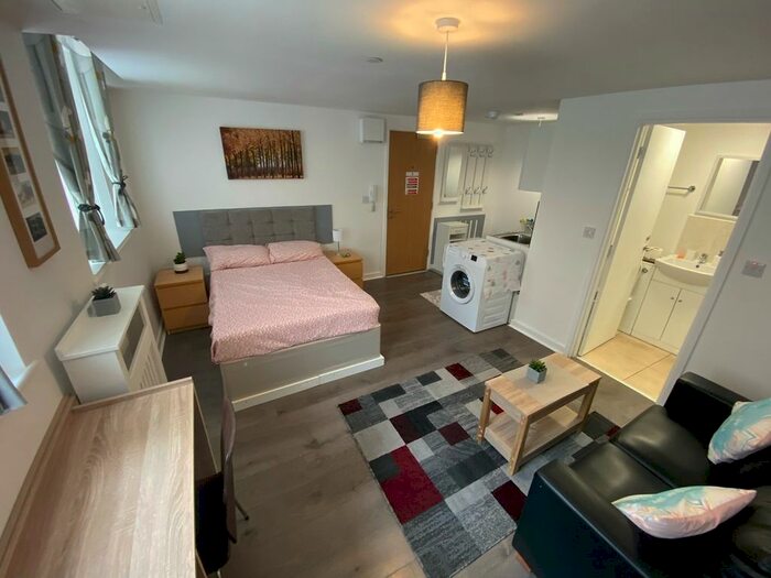 1 Bedroom Studio To Rent In Jameson House, Sunderland, - John Street, City Centre, SR1