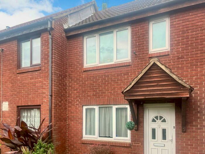 2 Bedroom Terraced House To Rent In Batten Close, London, E6