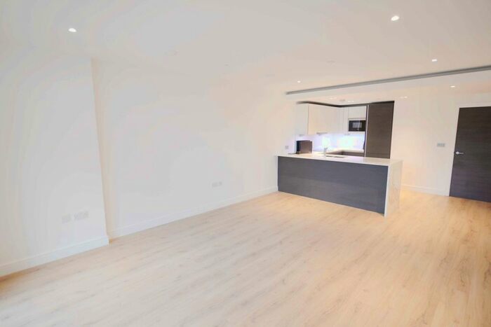 2 Bedroom Flat For Sale In Beadon Road, London, W6
