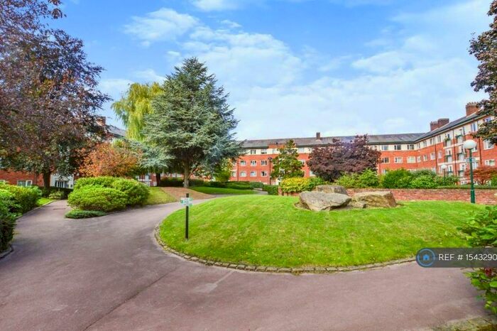 2 Bedroom Flat To Rent In Kielder Square, Salford, M5