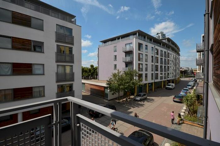 1 Bedroom Flat To Rent In Deals Gateway, London, SE13