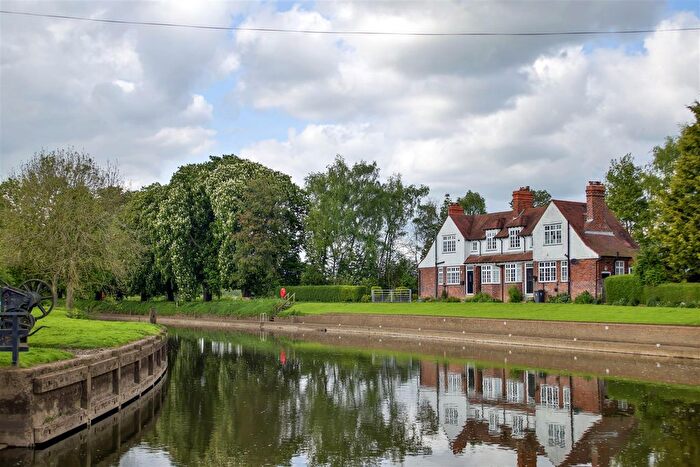 2 Bedroom Semi-Detached House For Sale In Naburn Locks Cottage, Naburn, York, YO19