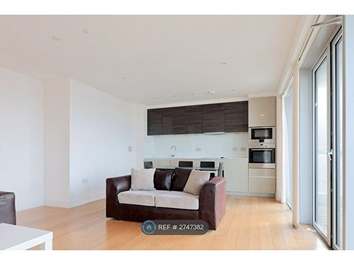 2 Bedroom Flat To Rent In Barking Road, London, E16