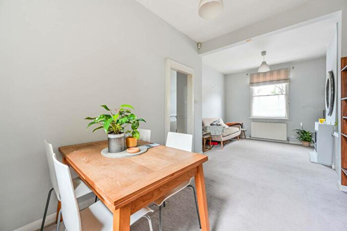 2 Bedroom House To Rent In Ashbury Road, Shaftesbury Estate, London, SW11