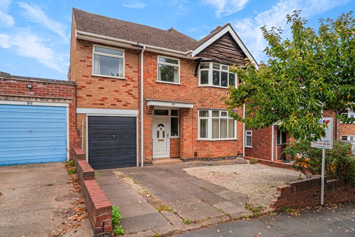 4 Bedroom Detached House For Sale In Greengate Lane, Birstall, LE4