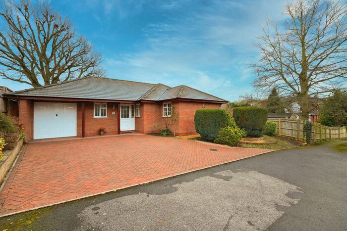 3 Bedroom Detached Bungalow For Sale In Rance Pitch, Upton St Leonards, Gloucester, GL4