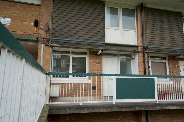 3 Bedroom Maisonette To Rent In Leighton Road, Sheffield, South Yorkshire, S14