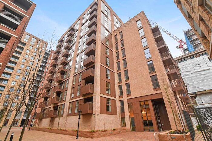 2 Bedroom Flat To Rent In Mary Neuner Road, London, N8