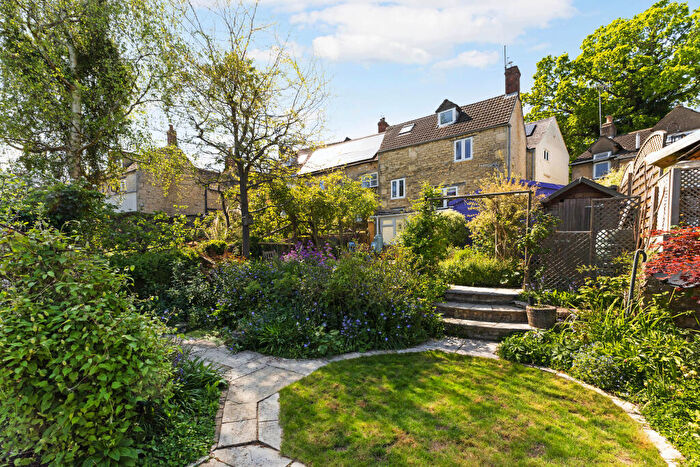 4 Bedroom Semi-Detached House For Sale In High Street, South Woodchester, GL5
