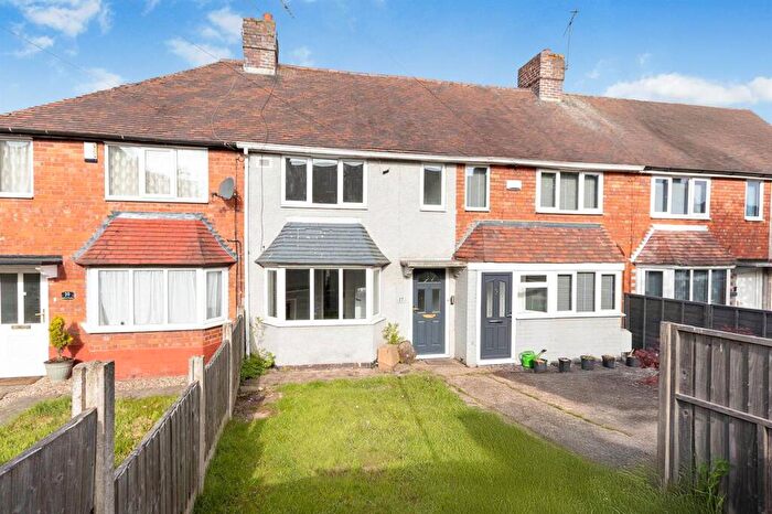 3 Bedroom Terraced House For Sale In Daffern Avenue, Gun Hill, CV7