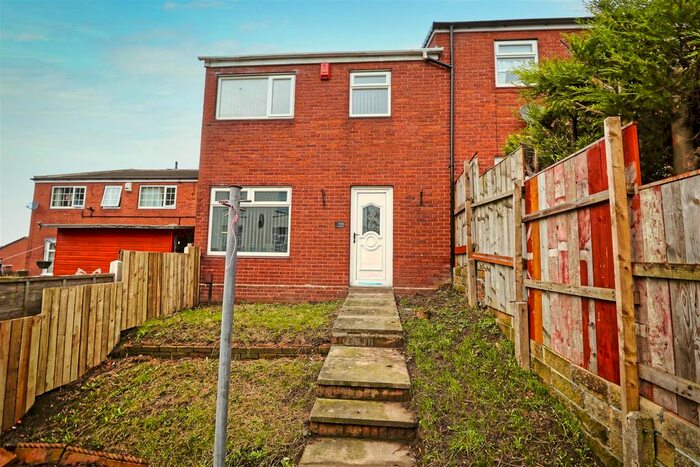 3 Bedroom Terraced House To Rent In Heights Drive, Farnley, Leeds LS12