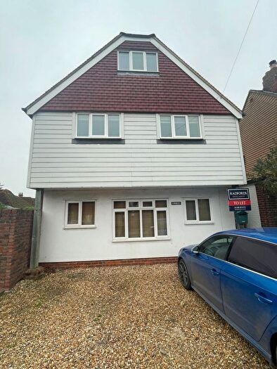 4 Bedroom Detached House To Rent In Marden, Kent, TN12